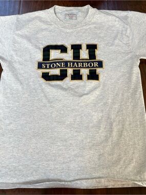 Stone Harbor SH Graphic Tee - Light Heather Gray
